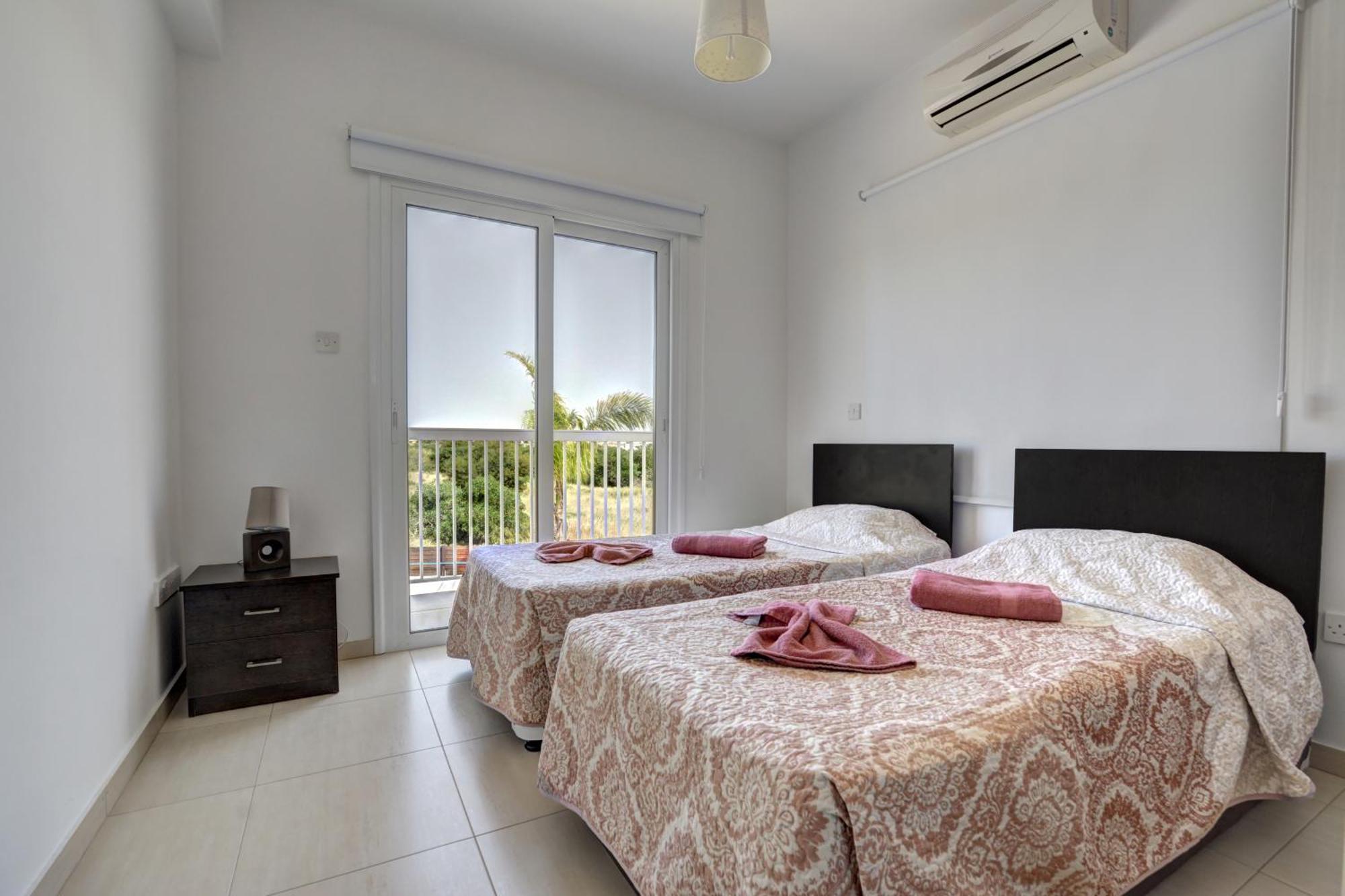 Nissi Villa Ourania Ayia Napa Exterior photo